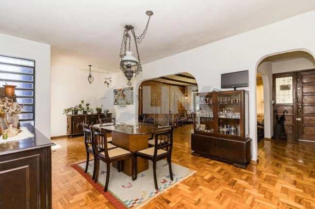 Imagem Casa com 3 Quartos à Venda, 250 m² em Três Figueiras - Porto Alegre