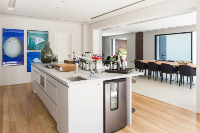Imagem Casa com 3 Quartos à Venda, 723 m² em Jardim Paulista - São Paulo Imagem Casa com 3 Quartos à Venda, 723 m² em Jardim Paulista - São Paulo