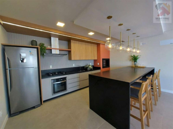 Imagem Apartamento com 2 Quartos para Alugar, 61 m² em Coqueiros - Florianópolis