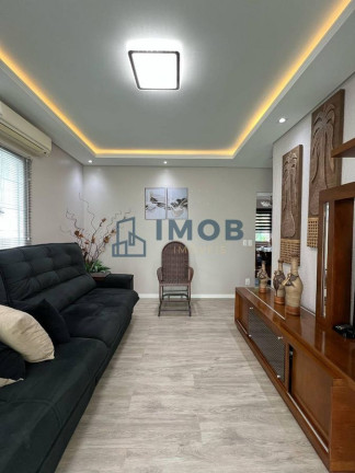 Imagem Casa com 3 Quartos à Venda, 98 m² em Nova Esperança - Guaramirim