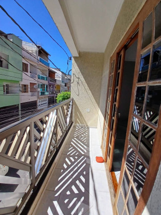 Imagem Casa com 3 Quartos à Venda, 240 m² em Piraporinha - Diadema