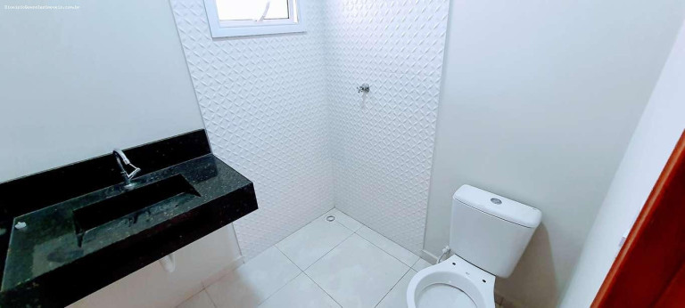 Imagem Casa com 2 Quartos à Venda, 70 m² em Flora Rica 2 - Peruíbe