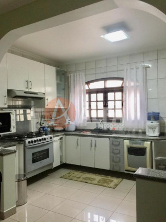Imagem Casa com 4 Quartos à Venda, 260 m² em Jardim Carmel - Cotia Imagem Casa com 4 Quartos à Venda, 260 m² em Jardim Carmel - Cotia