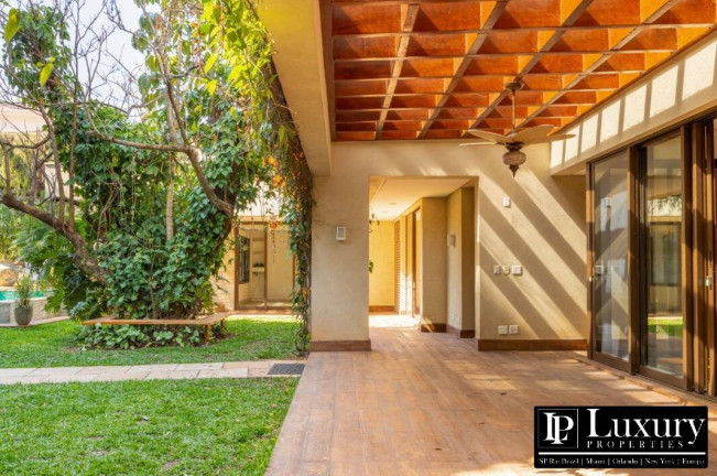 Imagem Casa com 4 Quartos à Venda, 1.019 m² em Alto De Pinheiros - São Paulo Imagem Casa com 4 Quartos à Venda, 1.019 m² em Alto De Pinheiros - São Paulo