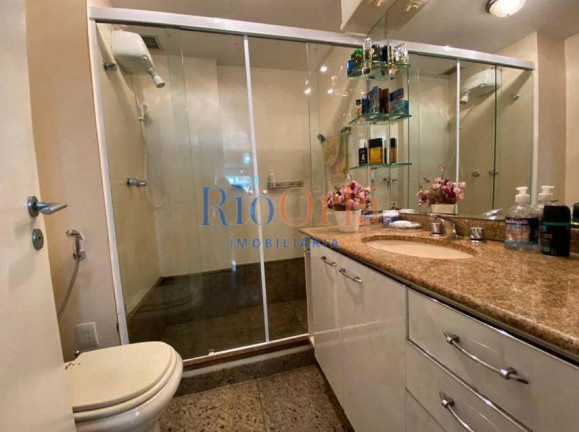 Imagem Apartamento com 4 Quartos à Venda, 145 m² em Barra Da Tijuca - Rio De Janeiro