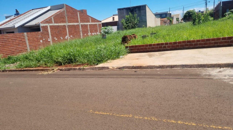 Imagem Terreno à Venda, 300 m² em Jardim Aurora Ll - Sarandi Imagem Terreno à Venda, 300 m² em Jardim Aurora Ll - Sarandi