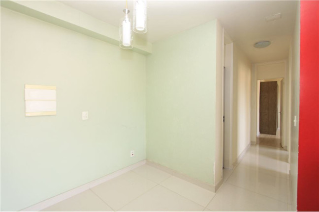 Imagem Imóvel com 3 Quartos à Venda, em Tristeza - Porto Alegre Imagem Imóvel com 3 Quartos à Venda, em Tristeza - Porto Alegre