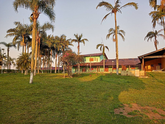 Imagem Casa com 5 Quartos à Venda, 13 m² em Krahe - Viamão Imagem Casa com 5 Quartos à Venda, 13 m² em Krahe - Viamão
