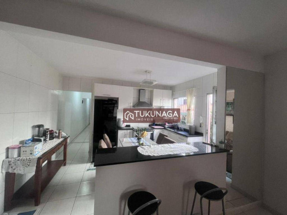 Imagem Casa com 3 Quartos à Venda, 133 m² em Vila Galvão - Guarulhos Imagem Casa com 3 Quartos à Venda, 133 m² em Vila Galvão - Guarulhos