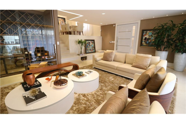 Imagem Casa com 4 Quartos à Venda,  em Paraíso Do Morumbi - São Paulo