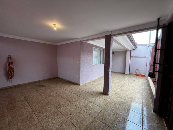 Imagem Casa com 4 Quartos à Venda, 242 m² em Centro - Botucatu