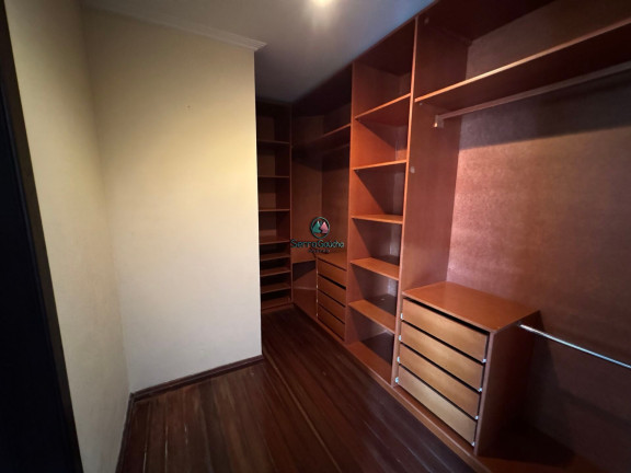 Imagem Casa com 5 Quartos à Venda, 500 m² em Boeira - Canela Imagem Casa com 5 Quartos à Venda, 500 m² em Boeira - Canela