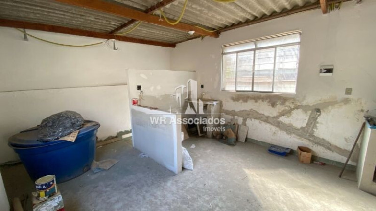 Imagem Casa com 3 Quartos à Venda, 260 m² Imagem Casa com 3 Quartos à Venda, 260 m²