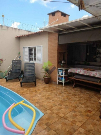 Imagem Casa com 3 Quartos à Venda, 244 m² em Jardim Grajaú - Lençóis Paulista Imagem Casa com 3 Quartos à Venda, 244 m² em Jardim Grajaú - Lençóis Paulista