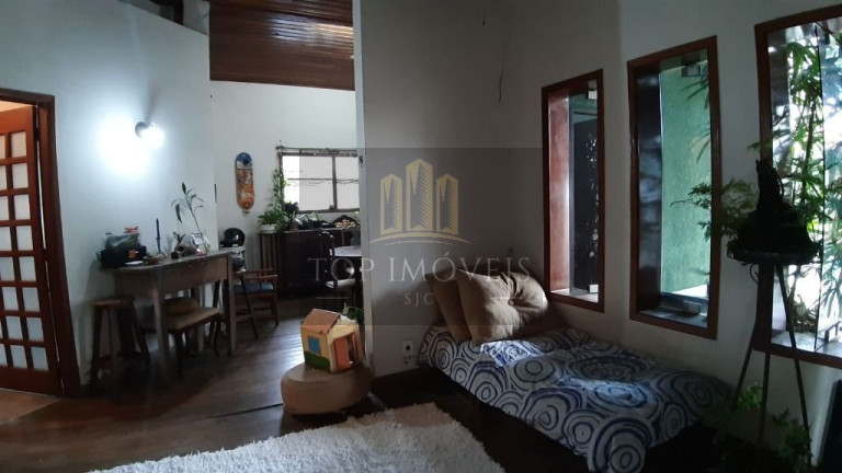 Imagem Casa com 3 Quartos à Venda, 250 m² em Cidade Jardim - Jacareí Imagem Casa com 3 Quartos à Venda, 250 m² em Cidade Jardim - Jacareí