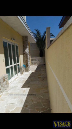 Imagem Casa com 4 Quartos à Venda, 350 m² em Cond. Jardim Coleginho - Jacareí