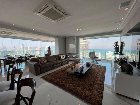 Apartamento com 4 Quartos à Venda, 277 m² em Embaré - Santos
