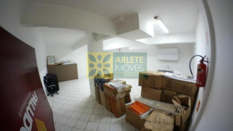 Imagem Sala Comercial à Venda, 88 m² em Bombas - Bombinhas Imagem Sala Comercial à Venda, 88 m² em Bombas - Bombinhas