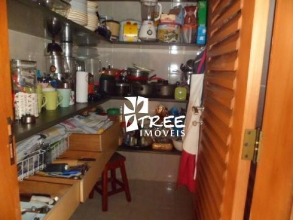 Imagem Casa com 6 Quartos à Venda, 348 m² em Jardim Aracy - Mogi Das Cruzes Imagem Casa com 6 Quartos à Venda, 348 m² em Jardim Aracy - Mogi Das Cruzes