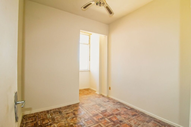 Imagem Imóvel com 2 Quartos à Venda, 65 m² em Leblon - Rio De Janeiro Imagem Imóvel com 2 Quartos à Venda, 65 m² em Leblon - Rio De Janeiro