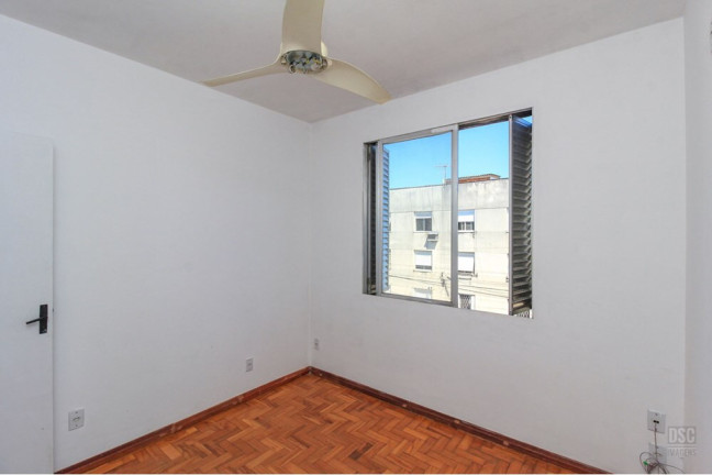 Imagem Imóvel com 3 Quartos à Venda, 65 m² em Cavalhada - Porto Alegre Imagem Imóvel com 3 Quartos à Venda, 65 m² em Cavalhada - Porto Alegre