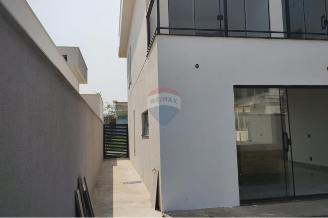 Imagem Casa com 3 Quartos à Venda, 190 m² em Inoa - Maricá