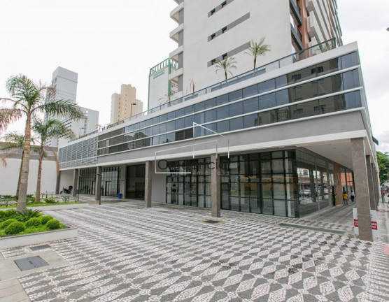 Sala Comercial à Venda, 80 m² em Rebouças - Curitiba