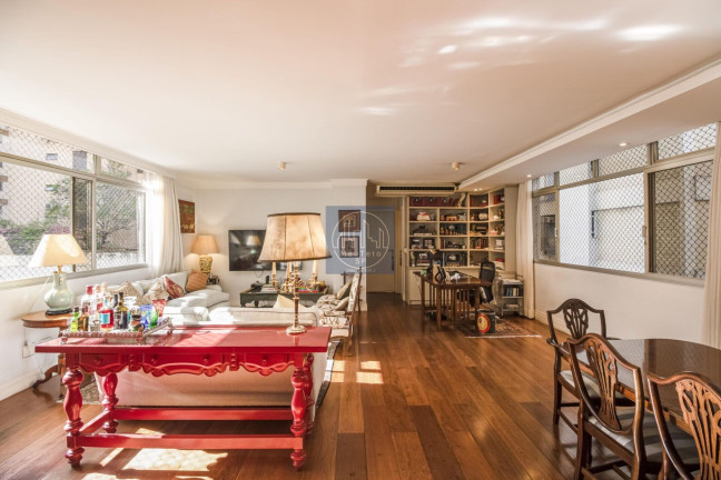 Imagem Apartamento com 2 Quartos à Venda, 183 m² em Jardim Paulista - São Paulo