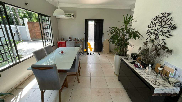 Imagem Casa de Condomínio com 4 Quartos à Venda, 300 m² em Vargem Grande - Rio De Janeiro Imagem Casa de Condomínio com 4 Quartos à Venda, 300 m² em Vargem Grande - Rio De Janeiro