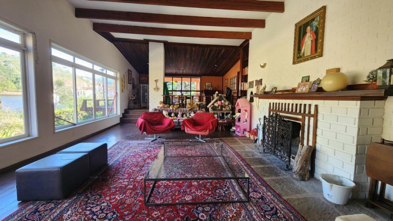 Imagem Casa com 5 Quartos à Venda, 550 m² em Cruzeiro - Teresópolis Imagem Casa com 5 Quartos à Venda, 550 m² em Cruzeiro - Teresópolis