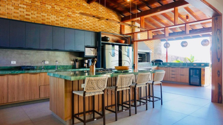 Imagem Casa com 7 Quartos à Venda, 573 m² em Lázaro - Ubatuba Imagem Casa com 7 Quartos à Venda, 573 m² em Lázaro - Ubatuba