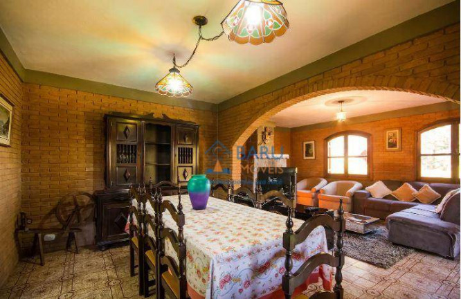 Imagem Casa com 3 Quartos à Venda, 192 m² em Campos Do Jordão - Campos Do Jordão Imagem Casa com 3 Quartos à Venda, 192 m² em Campos Do Jordão - Campos Do Jordão