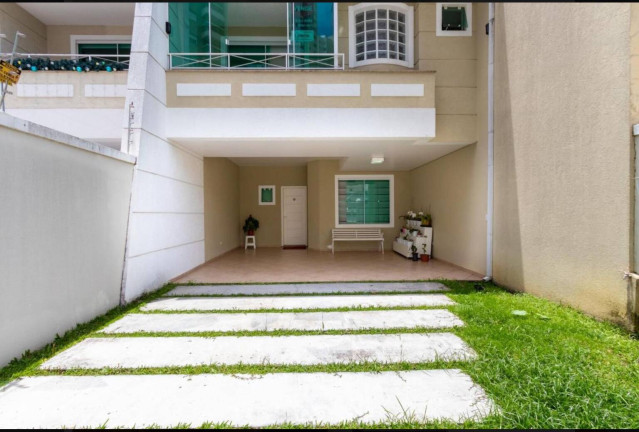 Imagem Casa com 3 Quartos à Venda, 233 m² em Cristo Rei - Curitiba Imagem Casa com 3 Quartos à Venda, 233 m² em Cristo Rei - Curitiba