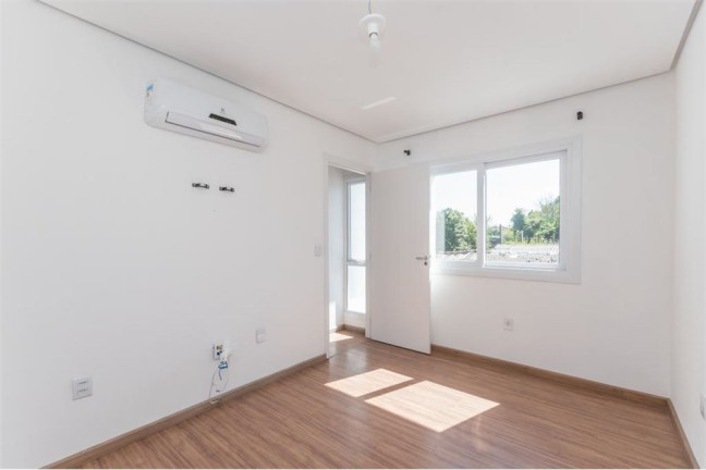Imagem Casa com 3 Quartos à Venda, em Estância Velha - Canoas Imagem Casa com 3 Quartos à Venda, em Estância Velha - Canoas