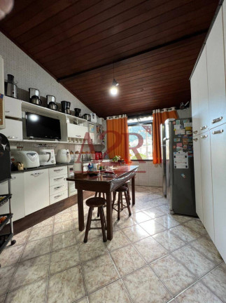 Imagem Casa à Venda,  em Parque Das Palmeiras - Angra Dos Reis