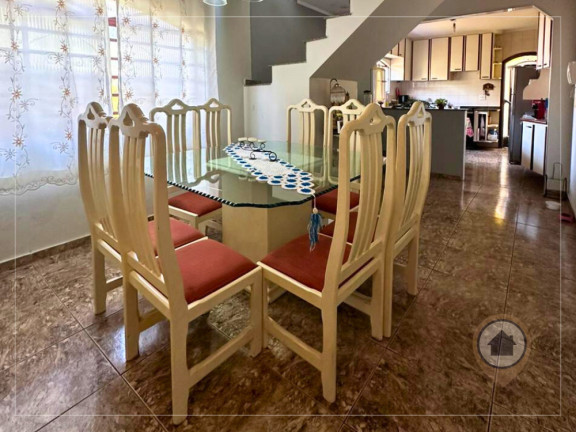 Imagem Casa com 3 Quartos à Venda, 240 m² em Parque Continental I - Guarulhos Imagem Casa com 3 Quartos à Venda, 240 m² em Parque Continental I - Guarulhos