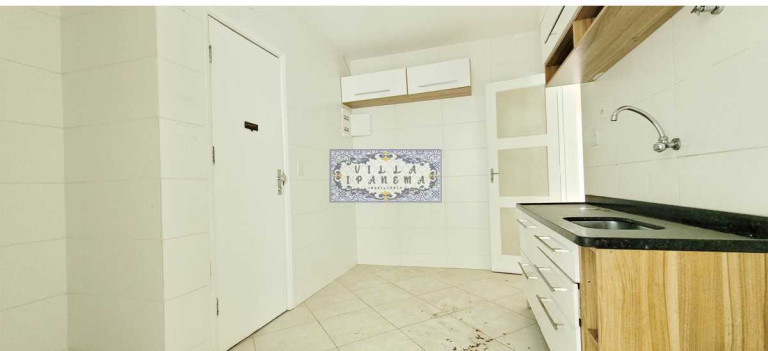Imagem Apartamento com 3 Quartos à Venda, 110 m² em Laranjeiras - Rio De Janeiro Imagem Apartamento com 3 Quartos à Venda, 110 m² em Laranjeiras - Rio De Janeiro