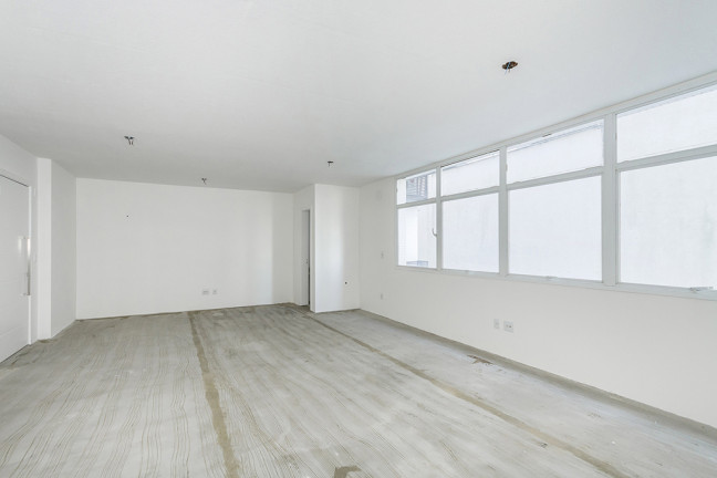 Imagem Sala Comercial à Venda, 46 m² em Três Figueiras - Porto Alegre