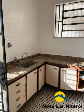 Imagem Casa com 3 Quartos à Venda, 240 m² em Centro - Niterói