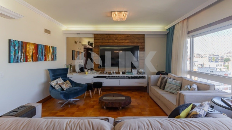 Imagem Apartamento com 3 Quartos à Venda, 167 m² em Moinhos De Vento - Porto Alegre Imagem Apartamento com 3 Quartos à Venda, 167 m² em Moinhos De Vento - Porto Alegre