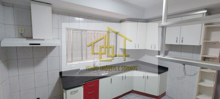 Imagem Casa com 4 Quartos à Venda, 145 m² em Vila Brasilina - São Paulo Imagem Casa com 4 Quartos à Venda, 145 m² em Vila Brasilina - São Paulo