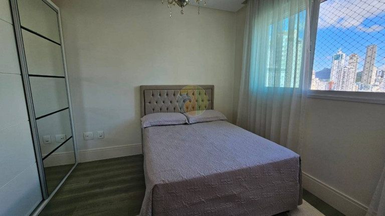 Imagem Apartamento com 3 Quartos à Venda, 133 m² em Centro - Balneário Camboriú Imagem Apartamento com 3 Quartos à Venda, 133 m² em Centro - Balneário Camboriú