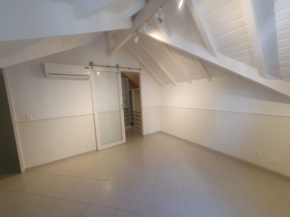 Imagem Casa com 4 Quartos à Venda, 240 m² em Recreio Dos Bandeirantes - Rio De Janeiro