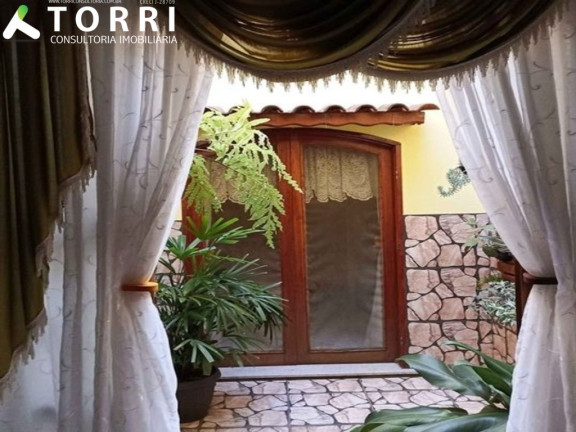 Imagem Casa com 2 Quartos à Venda, 280 m² em Vila Mineirão - Sorocaba Imagem Casa com 2 Quartos à Venda, 280 m² em Vila Mineirão - Sorocaba