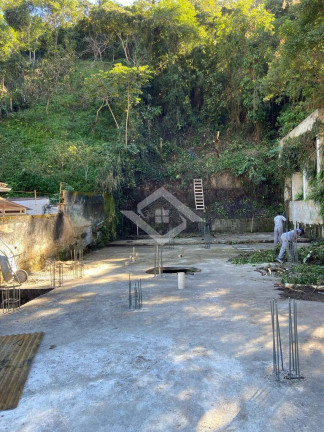 Imagem Terreno à Venda, 750 m² em Santa Rosa - Niterói