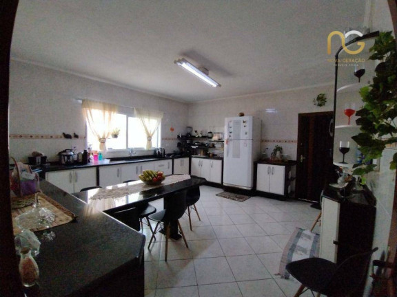 Imagem Sobrado com 3 Quartos à Venda, 131 m² em Boqueirão - Praia Grande Imagem Sobrado com 3 Quartos à Venda, 131 m² em Boqueirão - Praia Grande