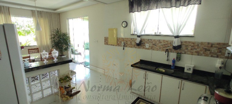 Imagem Casa com 4 Quartos à Venda, 350 m² em Aruana - Aracaju Imagem Casa com 4 Quartos à Venda, 350 m² em Aruana - Aracaju