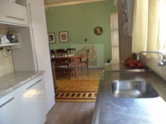 Imagem Casa com 3 Quartos à Venda, 151 m² em Santana - Porto Alegre Imagem Casa com 3 Quartos à Venda, 151 m² em Santana - Porto Alegre