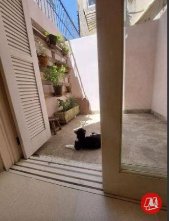 Imagem Kitnet com 1 Quarto à Venda, 31 m² em Santa Cecília - Porto Alegre Imagem Kitnet com 1 Quarto à Venda, 31 m² em Santa Cecília - Porto Alegre