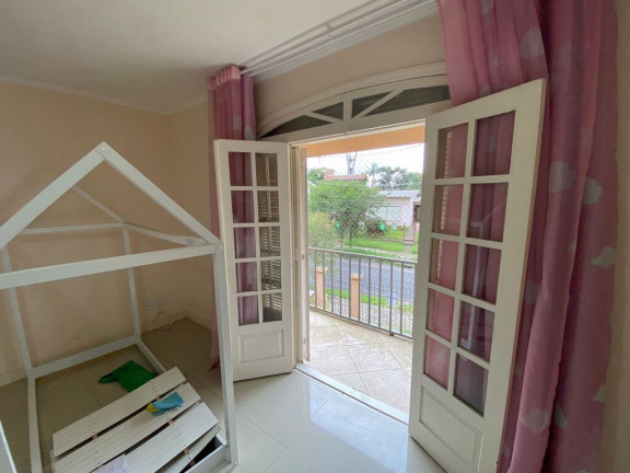 Imagem Casa com 4 Quartos à Venda, 265 m² em Chácara Das Pedras - Porto Alegre Imagem Casa com 4 Quartos à Venda, 265 m² em Chácara Das Pedras - Porto Alegre